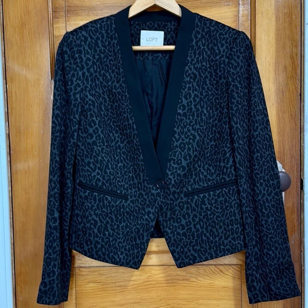 Loft Animal Print Grey Black One Button Blazer Women’s 4